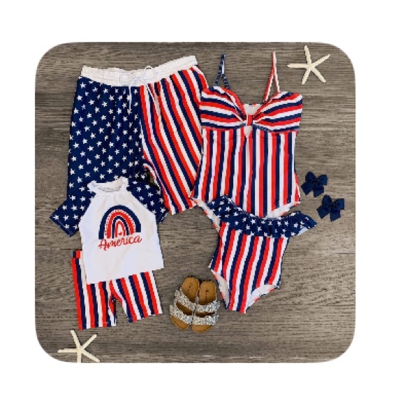 Sparkle In Pink Mens American Flag Swim Shorts- NWT - Picture 1 of 2